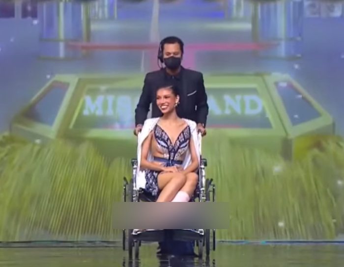 Miss Grand Saraburi 2023: Thí sinh thi Hoa hậu có màn trình diễn váy dạ hội… trên xe lăn Ảnh 1