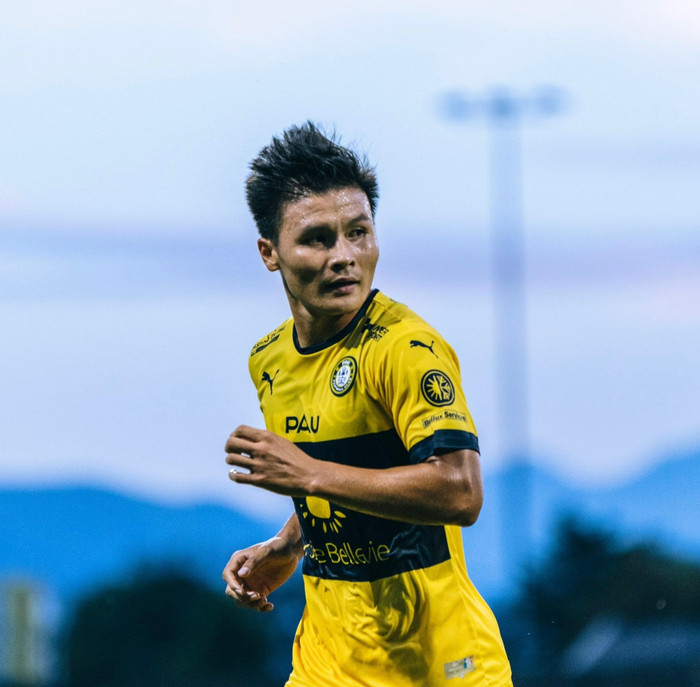 Xuất hiện chuyện đáng lo cho Quang Hải ở Pau FC Ảnh 1