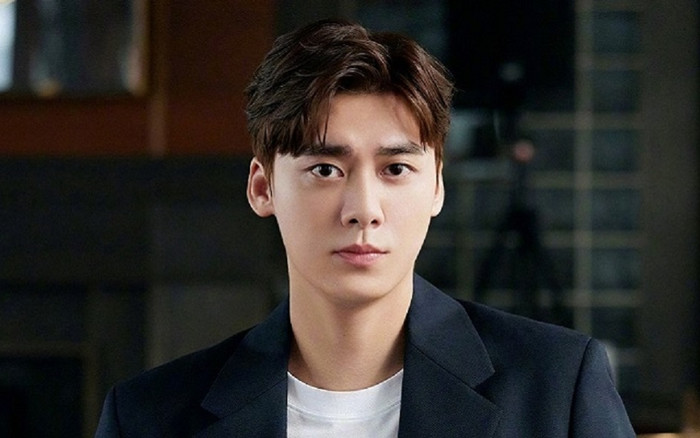 Loạt dấu hiệu cho thấy Lý Dịch Phong trong vùng 'báo động đỏ', liệu có thể bình an? Ảnh 2