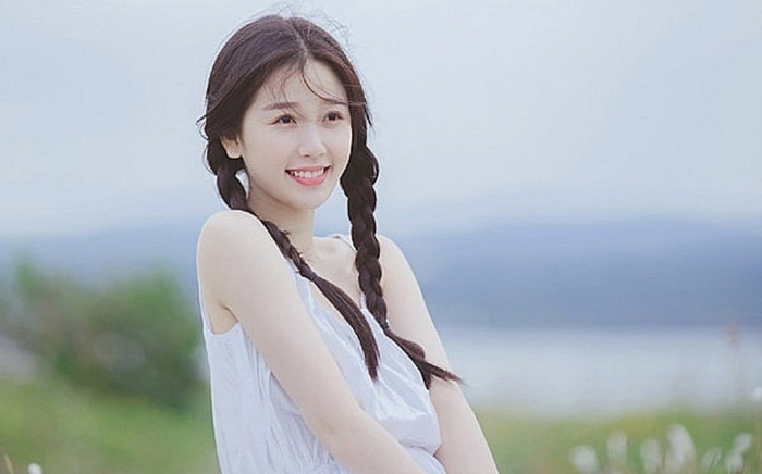 Phim mới của Ngu Thư Hân gây tranh cãi, liên quan tới 300 bộ đồ cô mang tới Ảnh 2