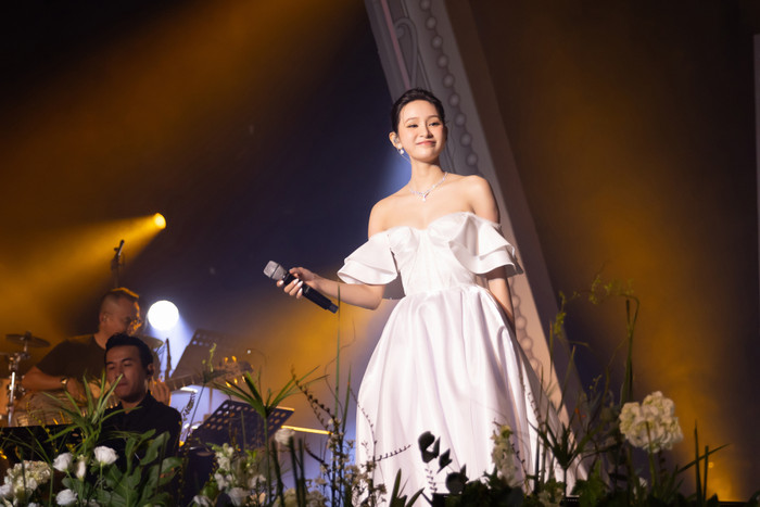 Hiền Hồ có động thái giữa tâm bão bị chỉ trích vì đi hát trở lại hậu ồn ào Ảnh 1