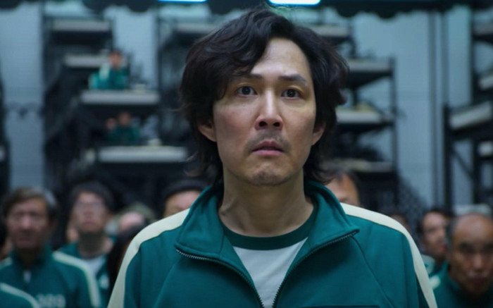 Lee Jung Jae bị đào lại loạt bê bối trong quá khứ, khán giả bất ngờ 'quay xe' chê Squid Game thậm tệ Ảnh 2