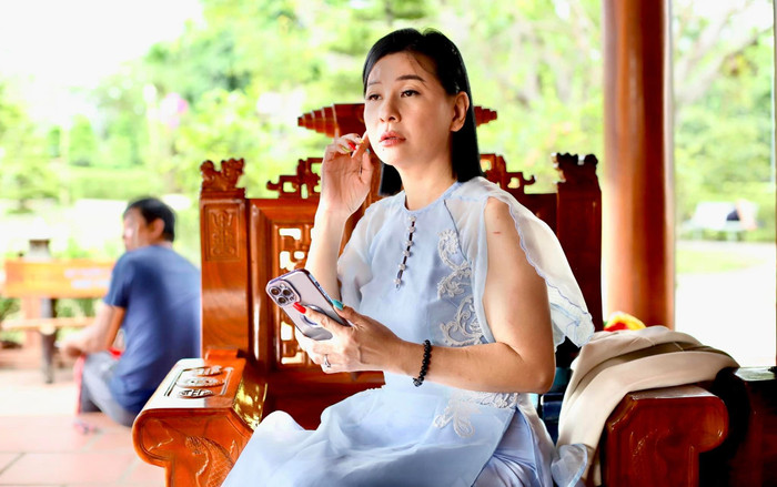 Đưa mẹ đi viện bị nạt nộ, quát tháo Cát Phượng bức xúc: 'Có vào nằm miễn phí đâu' Ảnh 2