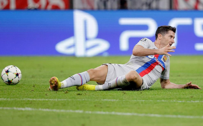 Ngày trở lại mang nỗi buồn của Lewandowski Ảnh 2