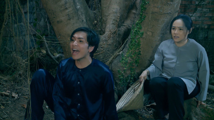 Duyên Kiếp tập 33: Huệ bị sàm sỡ, Hai Lương xông vào cắn kẻ xấu để bảo vệ vợ Ảnh 1