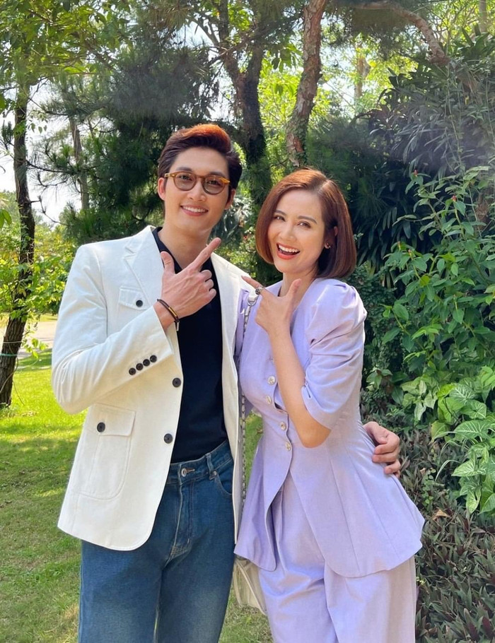 Cả hai có mối quan hệ thân thiết với nhau ngoài đời.