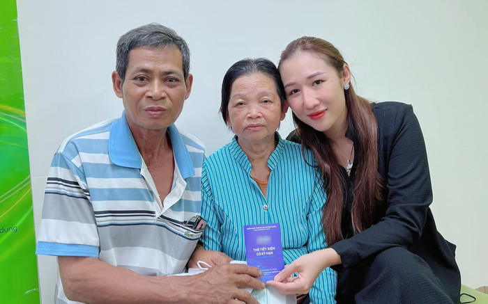 Bạn bè làm điều đặc biệt, thực hiện lời hứa giúp đỡ bố mẹ Chau Kim Sang khiến fan nghẹn ngào Ảnh 2