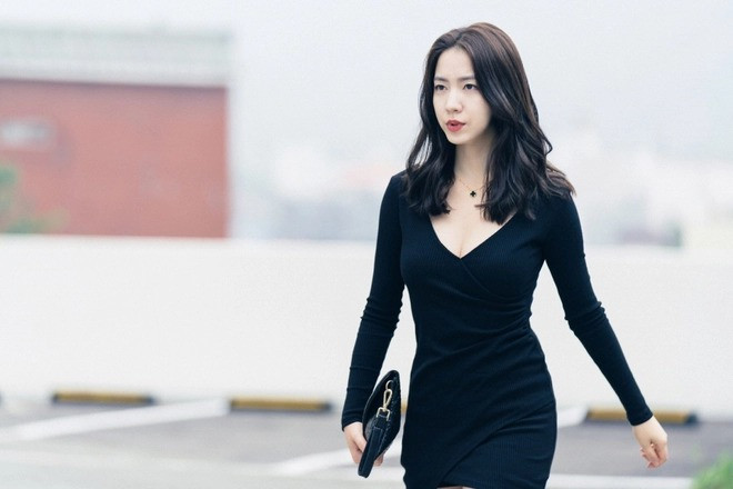 'Rắn độc' Hwayoung từng phá sự nghiệp T-ARA có vai chính đầu tiên, cư dân mạng phản ứng thế nào? Ảnh 2