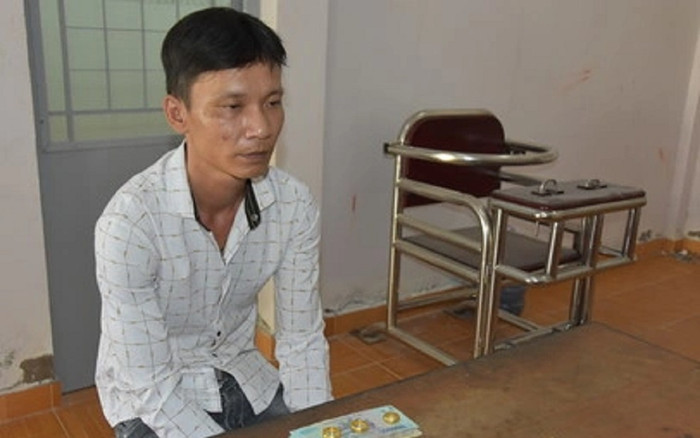 Gã đàn ông có hành động đáng xấu hổ sau chầu ăn nhậu Ảnh 2