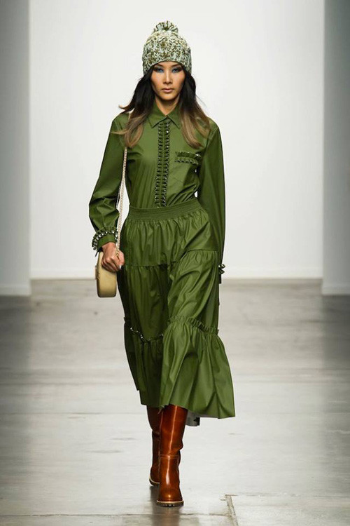Tranh cãi về trình catwalk của Khánh Vân và Hoàng Thùy: Cùng là 'Best Catwalk' nhưng ai nhỉnh hơn? Ảnh 4