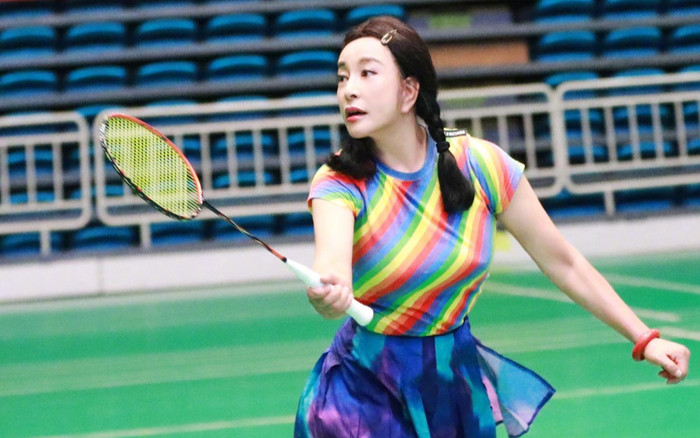 Một nữ diễn viên khiến netizen phát sốt với khuôn mặt và body 'cực cháy' dù gần 70 tuổi Ảnh 2