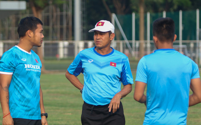 Nghịch lý dùng quân của HLV Đinh Thế Nam khiến Việt Nam lần đầu thua ông Shin Tae Yong? Ảnh 2