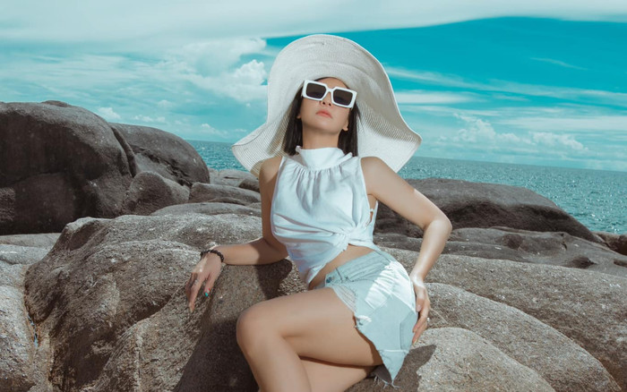 Cát Phượng khoe mặt mộc không son phấn, nhan sắc thăng hạng hậu chia tay Kiều Minh Tuấn Ảnh 2