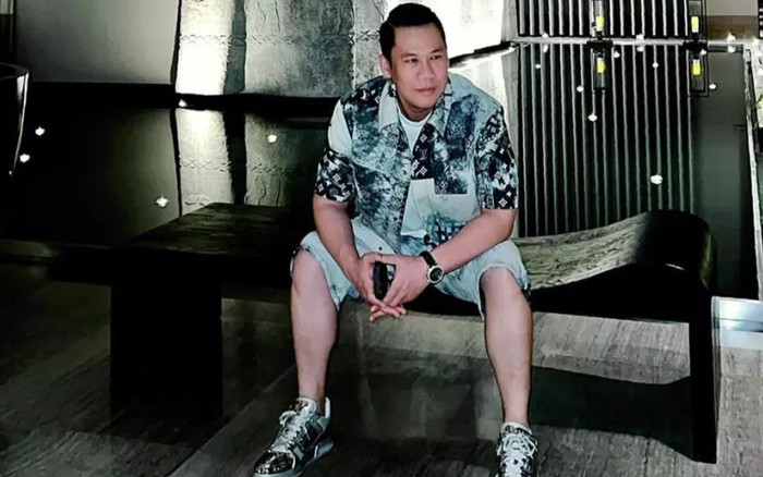 Hậu ly hôn, chồng cũ Lệ Quyên 'lột xác' phong cách ở tuổi U50 Ảnh 2