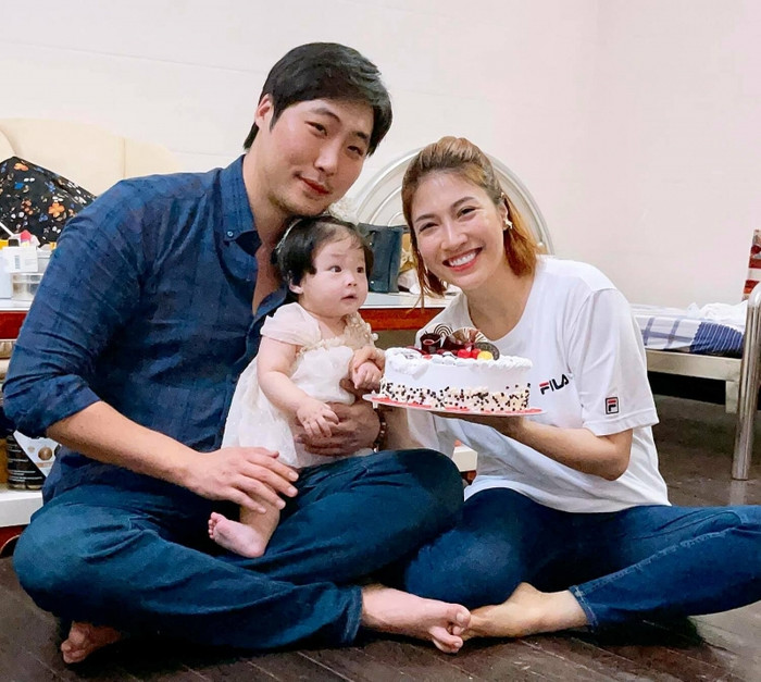Pha Lê và chồng Hàn Quốc trước khi tan vỡ.
