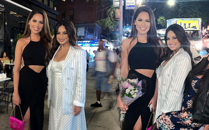 Đương kim Miss Universe đọ sắc cùng đàn chị: Nhan sắc ra sao mà bị nhận xét là hai 'mẹ con'? Ảnh 2