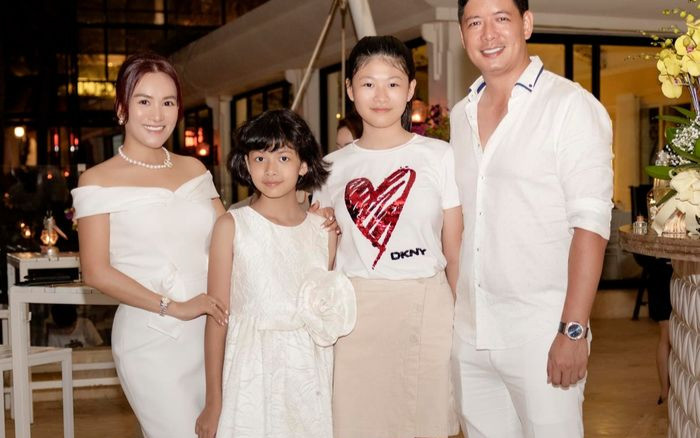 Hé lộ bí quyết sở hữu chiều cao vượt trội của hai ái nữ nhà Bình Minh Ảnh 2