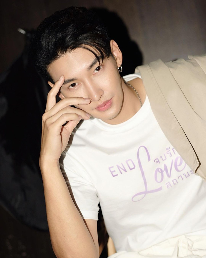 Anh chàng 27 tuổi gia nhập giới Tbiz với nhiều vai trò đa dạng như: Người mẫu, diễn viên, youtuber...&nbsp;