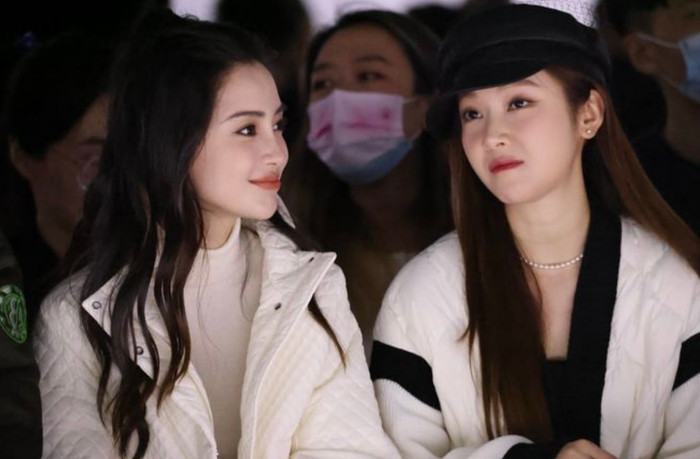 Hình ảnh của cả hai đang gây sốt trên mạng xã hội.