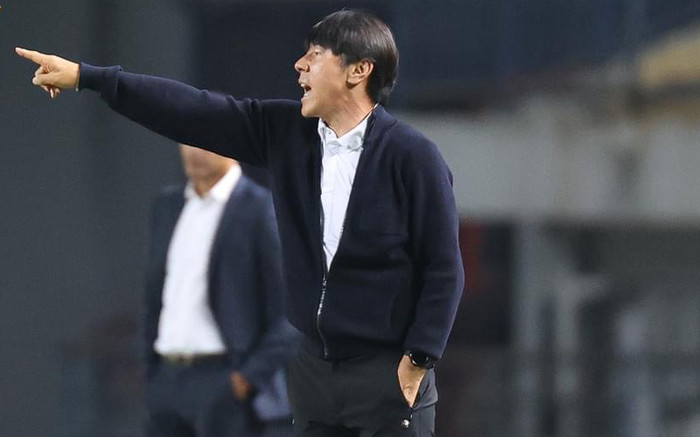 Indonesia đánh bại đội bóng cực mạnh: HLV Shin thách thức tham vọng của ông Park Ảnh 2