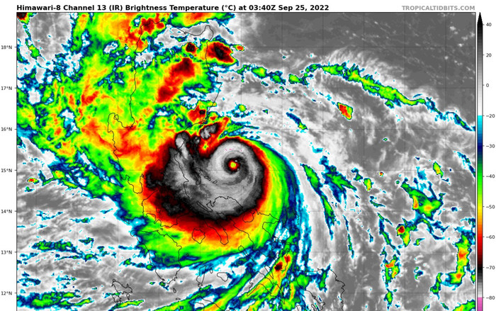 Siêu bão Noru giật cấp 17 đi nhanh, nguy hiểm Ảnh 2
