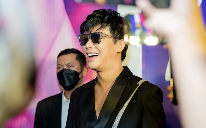 Nathan Lee ra mắt MV 'đắt xắt ra miếng', tuyên bố: 'Tôi đã tìm thấy lại được lửa nghề' Ảnh 2