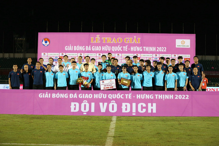 Tuyển Việt Nam vô địch sau 2 trận toàn thắng. Ảnh: Anh Đồng
