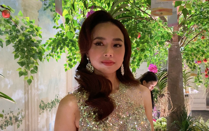 Đinh Ngọc Diệp hiếm hoi dự sự kiện, nhan sắc qua 'cam thường' thế nào mà khiến netizen trầm trồ? Ảnh 2