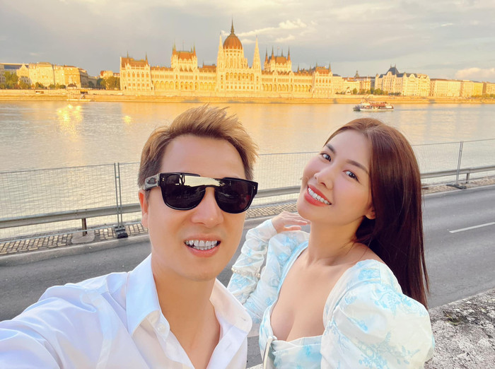 Vợ chồng Đăng Khôi - Thủy Anh.