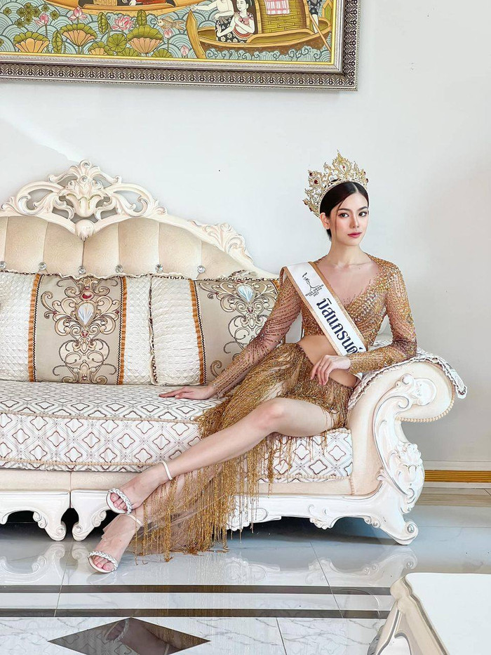 Miss Grand lai 'Thái-Việt' trình làng bộ ảnh đầu tiên sau đăng quang: Cứ ngỡ 'chị đẹp' Baifern Ảnh 3