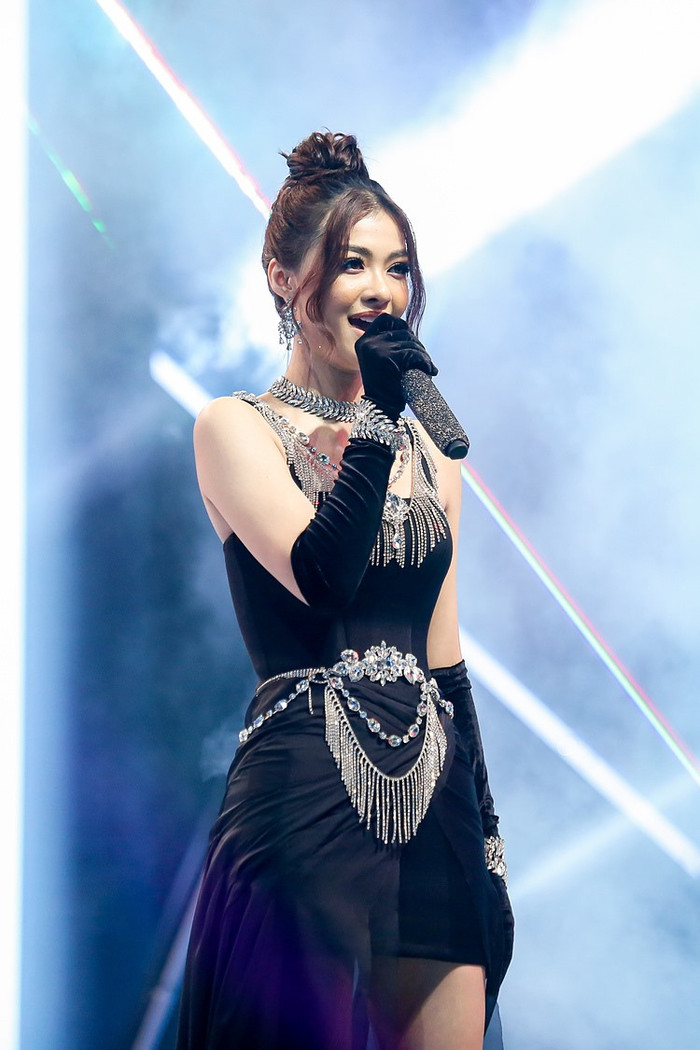 Mai Ngô và Kiều Loan cùng là người đẹp lấn sân sang làm rapper.