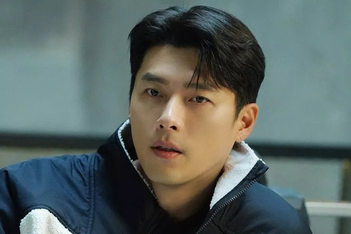 Ngoài diễn xuất đỉnh cao, nhan sắc Hyun Bin còn được xem là 'tài sản công của Hàn Quốc'.