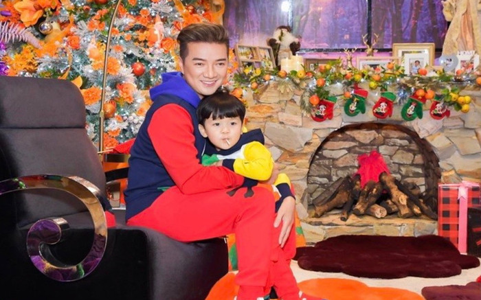 'Thoát vai ông bố tử tế', Đàm Vĩnh Hưng 'nổi đoá' khi hàng xóm hành động kém duyên Ảnh 2