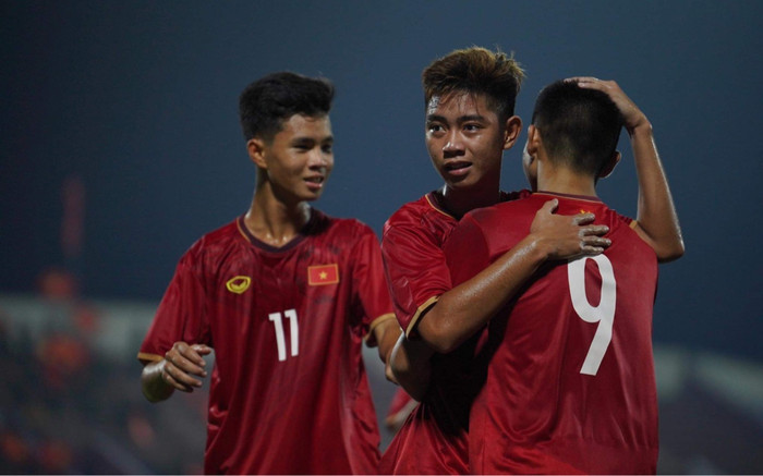 Việt Nam thắng 5-0, đẩy Thái Lan vào thế khó Ảnh 2