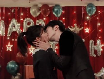 'Người tình màn ảnh' của Triệu Lộ Tư bất ngờ bị gọi là tra nam Ảnh 1