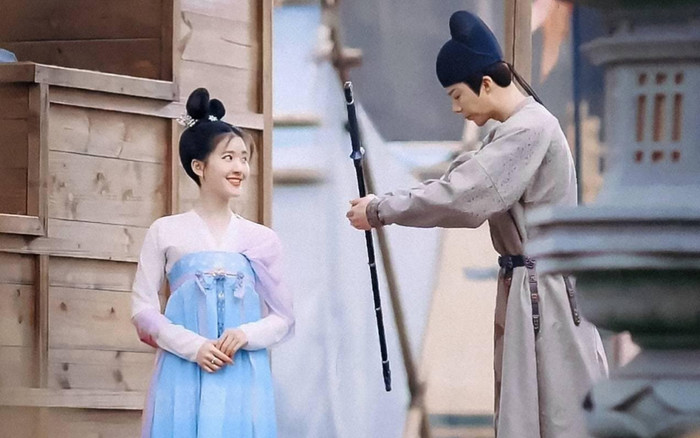 'Tình cũ' của Triệu Lộ Tư khiến công chúng ngán ngẩm vì phát ngôn dại dột Ảnh 2