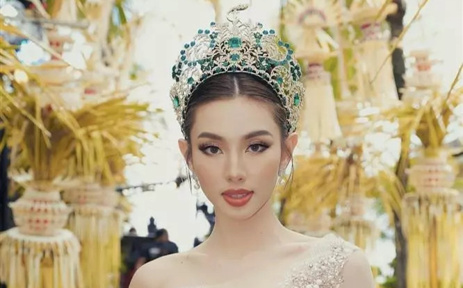 Hoa hậu Thùy Tiên tiết lộ sẽ không sống yên với ngài Nawat nếu làm hỏng vương miện Ảnh 2