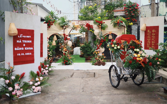 Khung cảnh đậm chất truyền thống trong đám cưới MC Liêu Hà Trinh: Rước dâu bằng xe xích lô Ảnh 2