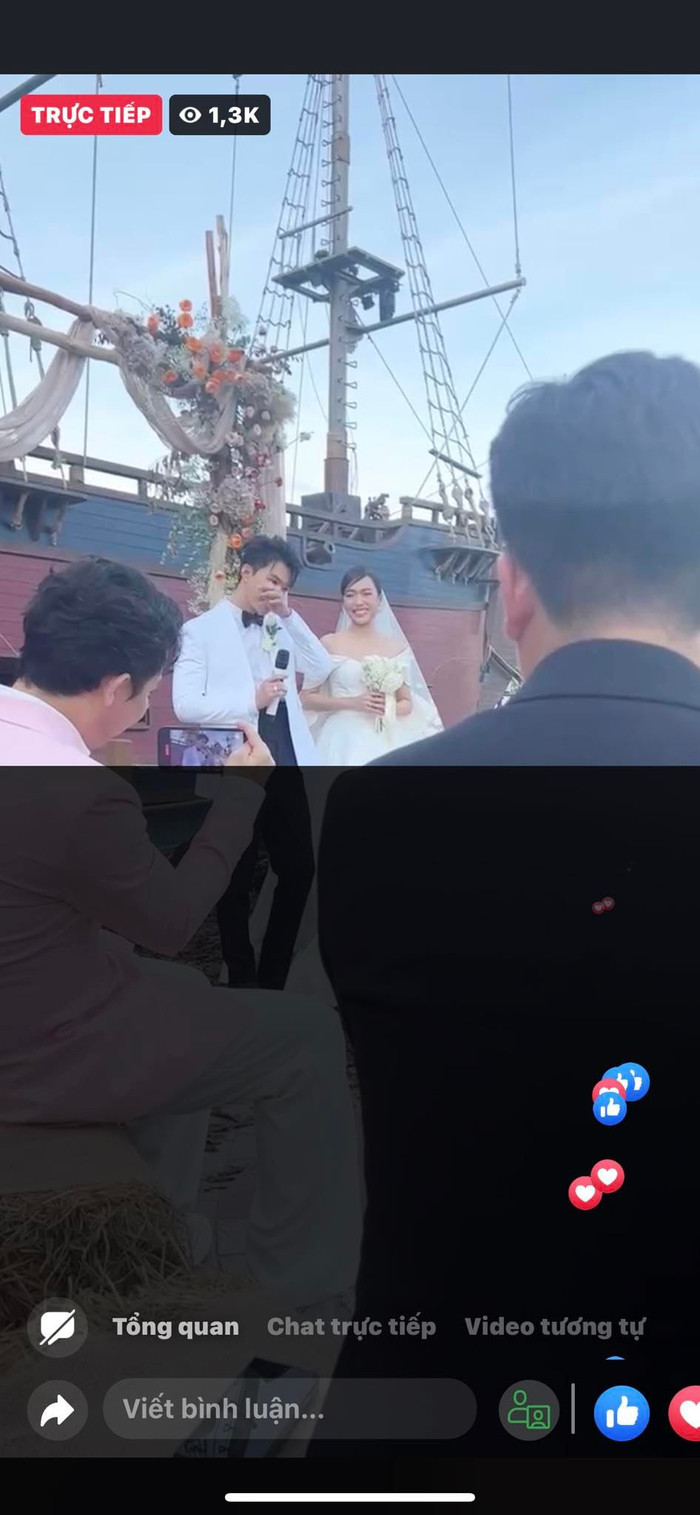 Khách mời vô tư livestream hôn lễ của Diệu Nhi - Anh Tú.