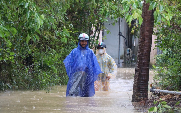 Miền Trung tiếp tục có mưa lớn, nguy cơ ngập lụt và sạt lở Ảnh 2