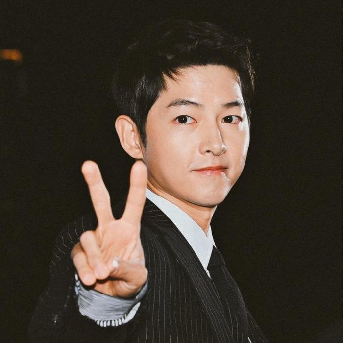 Hóa ra Song Joong Ki là người chung thủy đến mức này, fan đột nhiên thấy tiếc hùi hụi cho Song Hye Kyo Ảnh 4