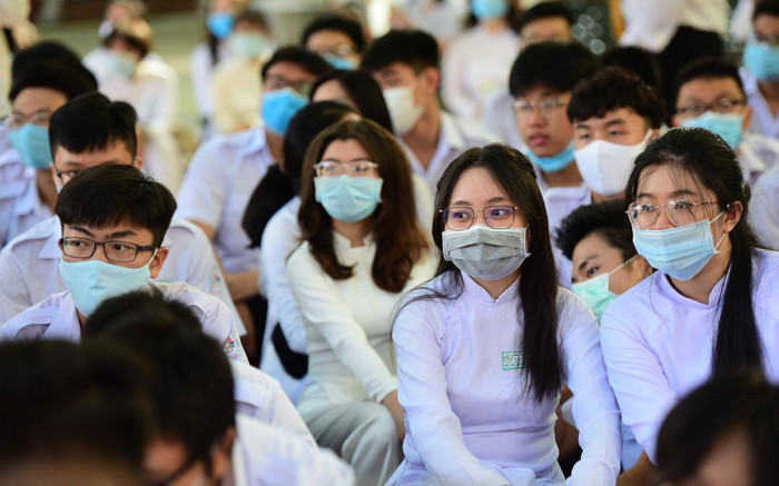 Thêm một địa phương tăng học phí gấp 3 đến gần 5 lần Ảnh 2