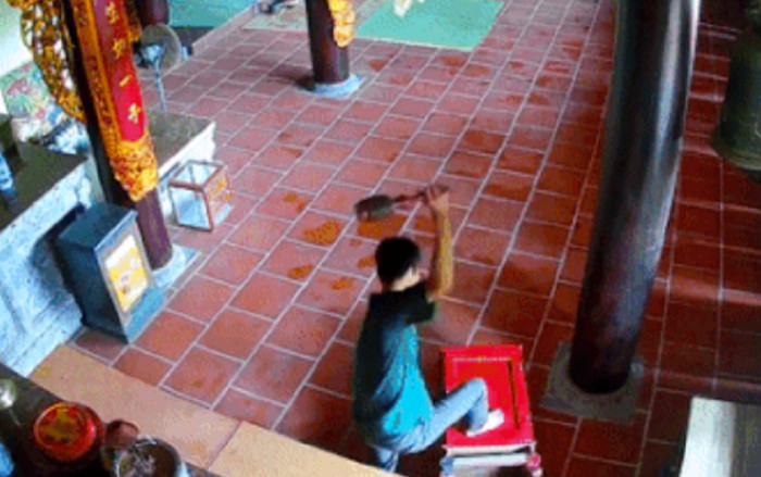 Đập phá hàng loạt tượng phật vì cho rằng không được thần linh phù hộ Ảnh 2