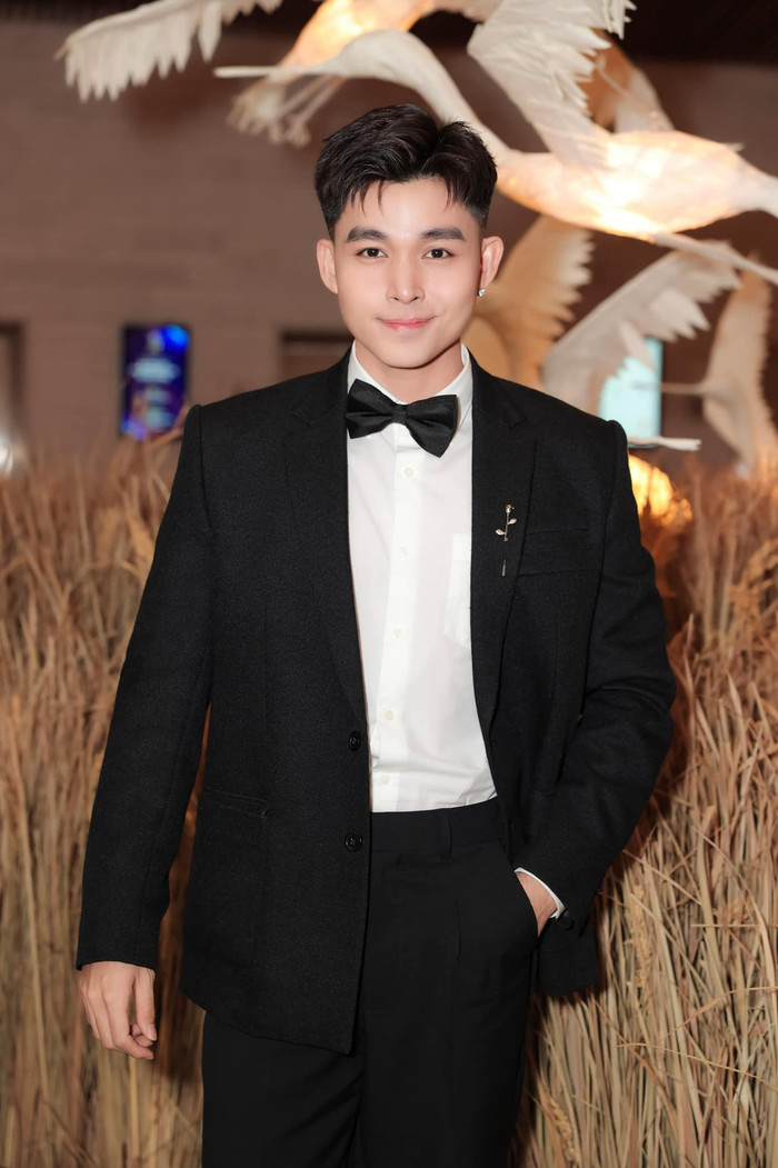 Dù bị mất lượt theo dõi nhưng Jun Phạm lại để tâm tới cân nặng: 'Mỡ thì không tuột! Mà lượt theo dõi lại tuột'