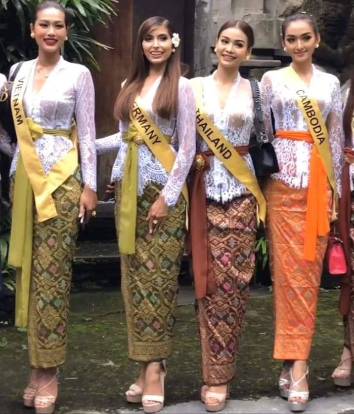 Bộ tứ đã hội ngộ vào hoạt động sáng nay với nhan sắc 'chặt chém', không ai chịu nhường ai.