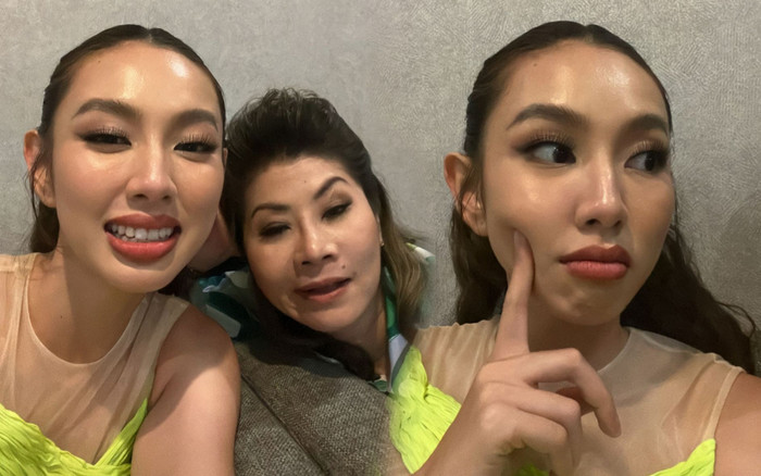 Thùy Tiên và Mami Teresa mặt 'sượng trân' vì gặp sự cố tại Miss Grand 2022 Ảnh 2