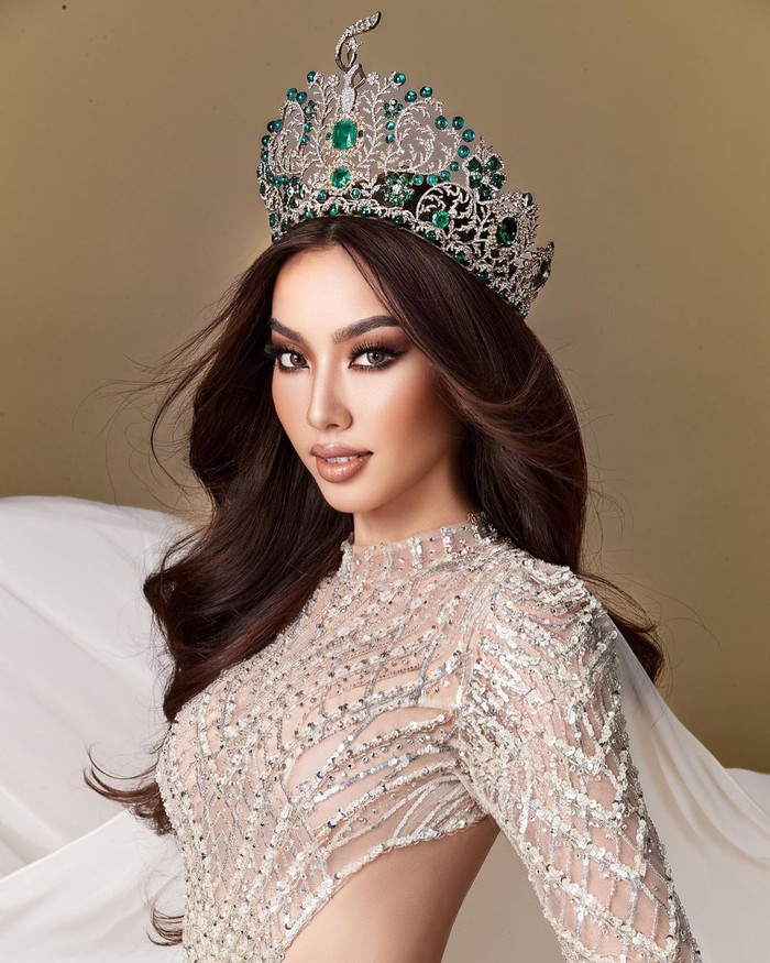 Khí chất beauty queen với tone makeup tone tây đã kéo về cho Thùy Tiên 110K lượt yêu thích.