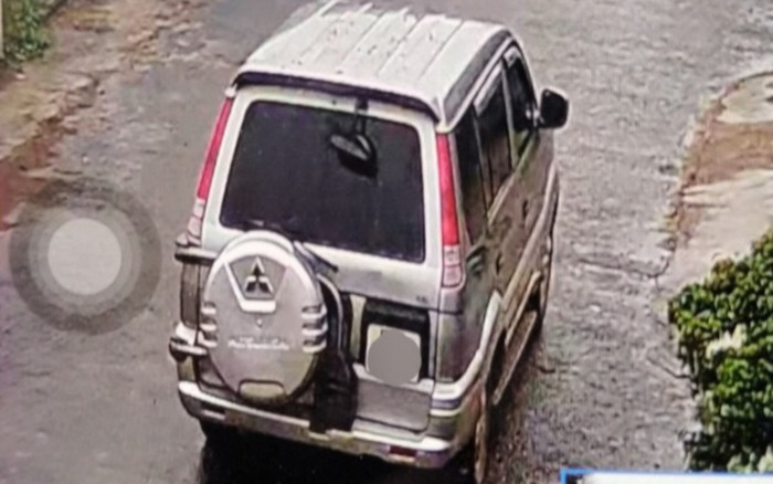 Nhóm đối tượng ngang nhiên đi ô tô vào nhà chủ tịch huyện cướp tài sản Ảnh 2