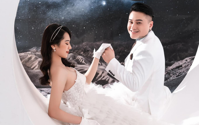 Ca sĩ Vũ Duy Khánh tổ chức hôn lễ với bà xã trẻ tuổi Ảnh 2