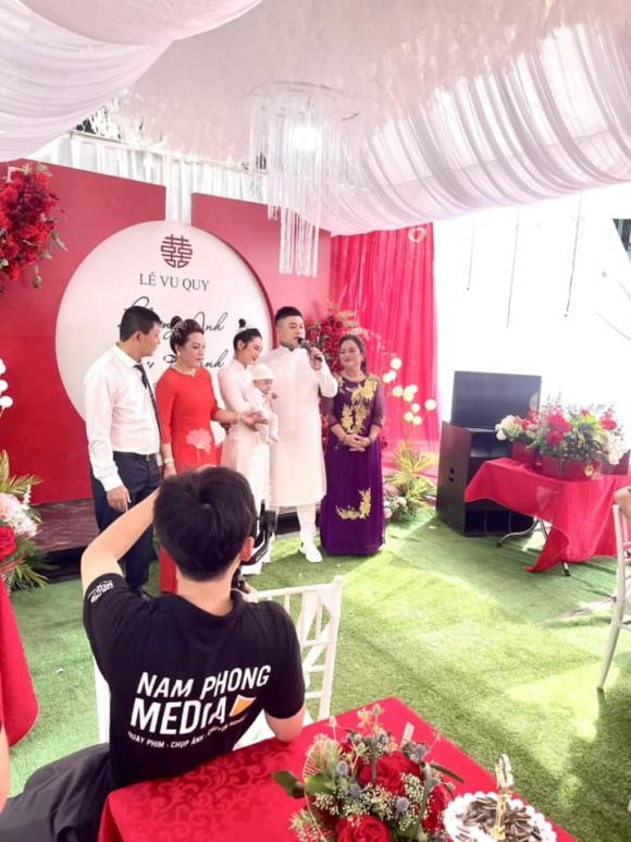 Nam ca sĩ tâm sự vợ con chính là thành quả lớn nhất trong nhiều năm hoạt động nghệ thuật